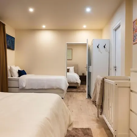 Alexa Spacious Design Up To 10 Persons - Parking - Superfast Wifi Apartment