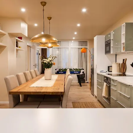 דירה Alexa Spacious Design Up To 10 Persons - Parking - Superfast Wifi *