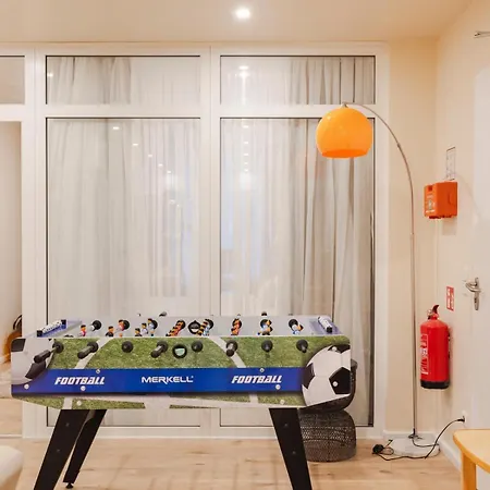 Apartment Alexa Spacious Design Up To 10 Persons - Parking - Superfast Wifi *