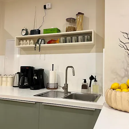 Alexa Spacious Design Up To 10 Persons - Parking - Superfast Wifi *