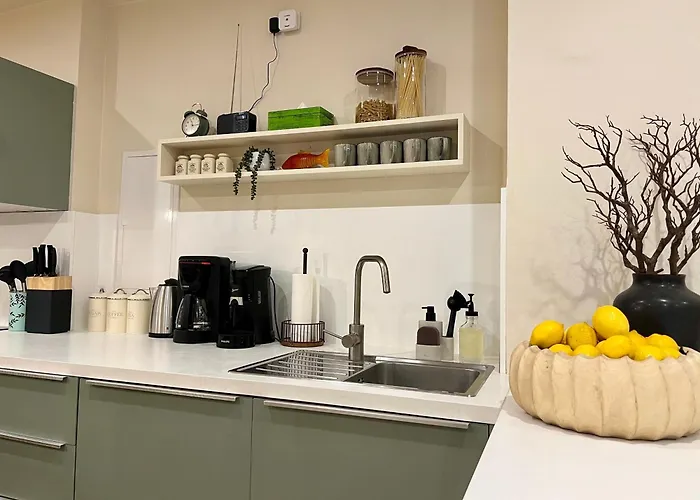 Alexa Spacious Design Up To 10 Persons - Parking - Superfast Wifi *