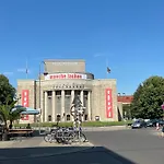 Daire Alexa Spacious Design Up To 10 Persons - Parking - Superfast Wifi