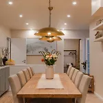 Daire Alexa Spacious Design Up To 10 Persons - Parking - Superfast Wifi *