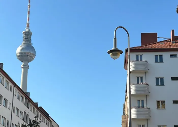 Alexa Spacious Design Up To 10 Persons - Parking - Superfast Wifi * Berlin