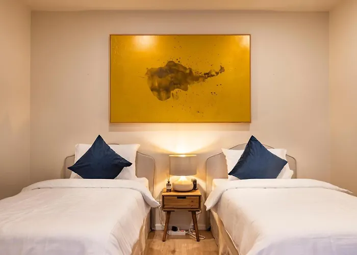 Alexa Spacious Design Up To 10 Persons - Parking - Superfast Wifi Lägenhet Berlin