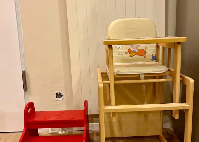 Alexa Spacious Design Up To 10 Persons - Parking - Superfast Wifi Apartment Berlin